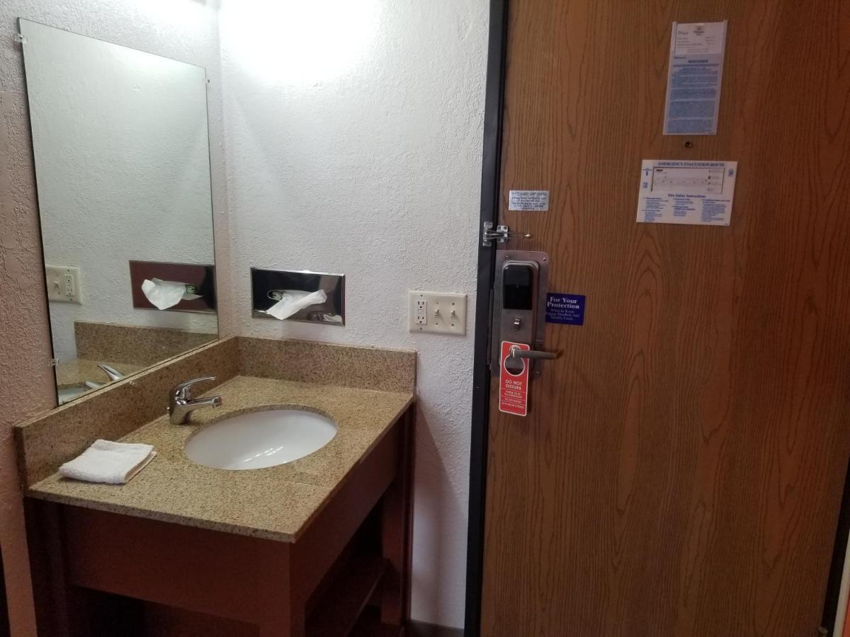 Reliance Inn Wausau Zewnętrze zdjęcie